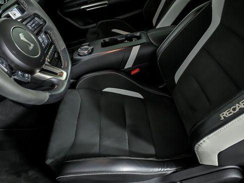 Used 2021 Ford Mustang Shelby GT500 w/ Carbon Fiber Track Pack RWD image 18