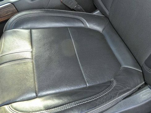 Used 2019 Chevrolet Silverado 1500 High Country w/ Technology Package image 11