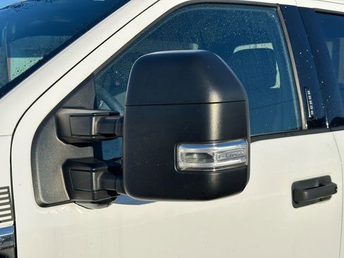 Used 2018 Ford F250 XLT w/ XLT Value Package image 9