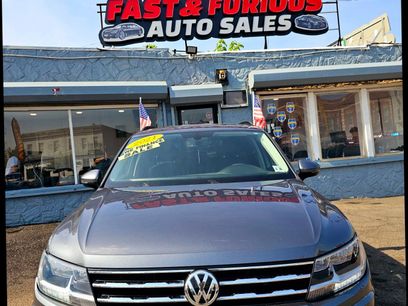 Used 2021 Volkswagen Tiguan SE