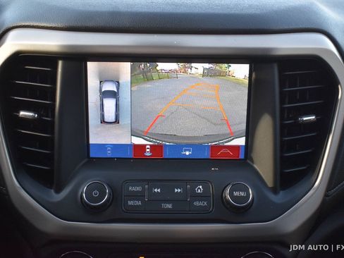 Used 2017 GMC Acadia Denali w/ Technology Package AWD/4WD image 26