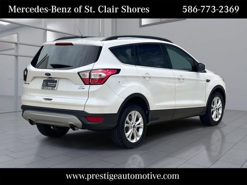 Used 2018 Ford Escape SE AWD/4WD image 6