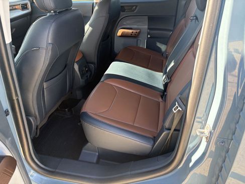 Used 2022 Ford Maverick Lariat w/ Lariat Luxury Package image 15