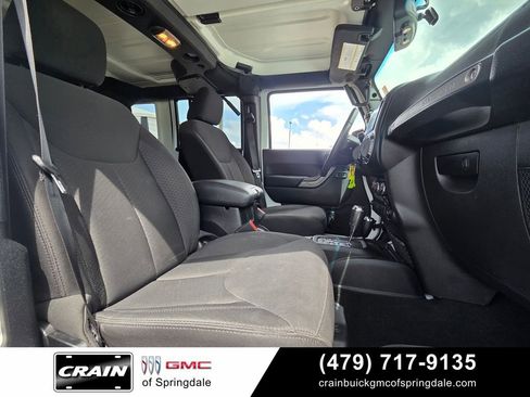 Used 2017 Jeep Wrangler Unlimited Sport w/ Quick Order Package 24S AWD/4WD image 28