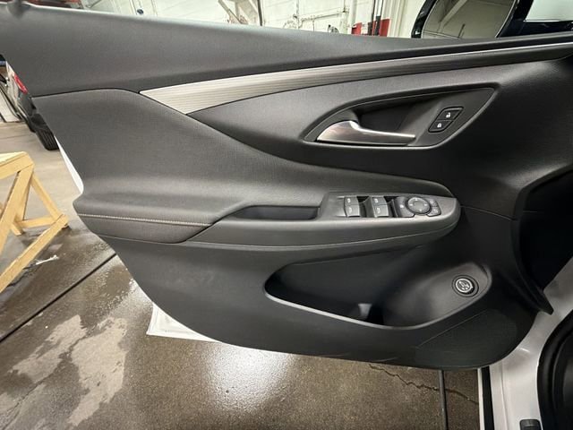 New 2026 Buick Envista Sport Touring FWD image 19