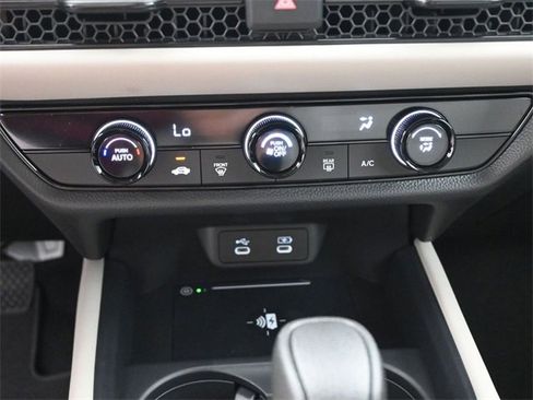 New 2026 Honda HR-V LX image 3