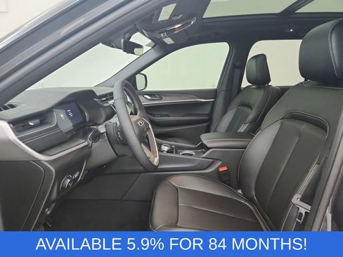 New 2025 Jeep Grand Cherokee Limited w/ Trailer Tow Package image 19