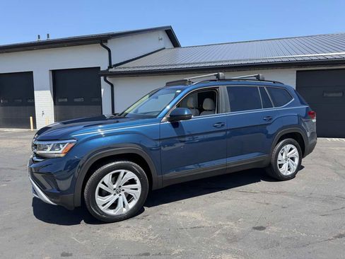 Used 2021 Volkswagen Atlas SE AWD/4WD image 2