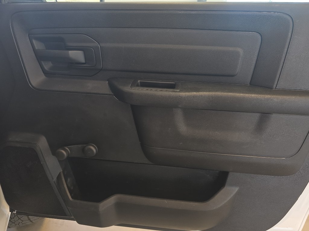 Used 2015 RAM 2500 Tradesman w/ Popular Equipment Group AWD/4WD image 16