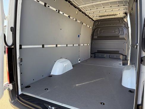 New 2025 Mercedes-Benz Sprinter 2500 image 23