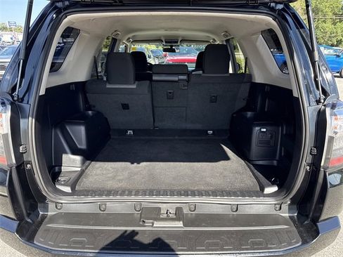 Used 2018 Toyota 4Runner SR5 image 26