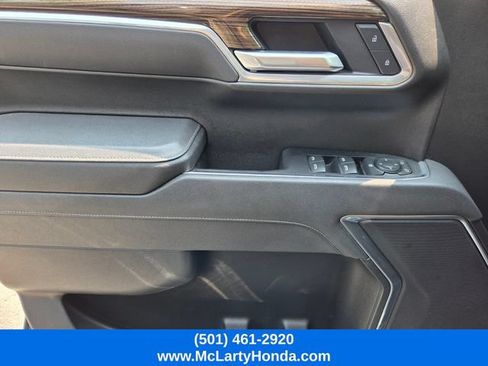 Used 2025 Chevrolet Silverado 1500 LT AWD/4WD image 31
