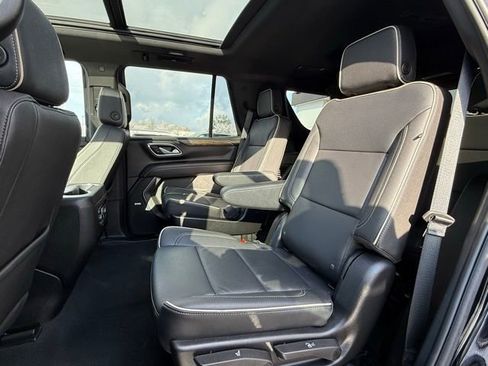 Used 2024 Chevrolet Tahoe Premier w/ Premium Package 2 image 24