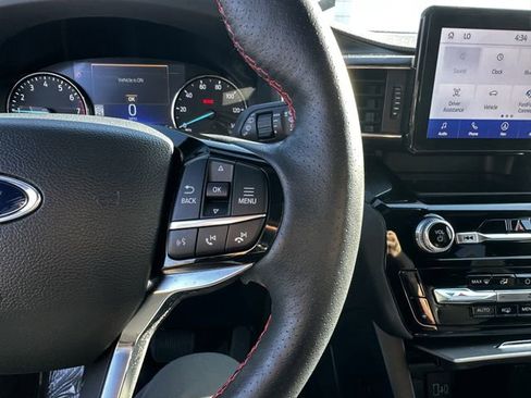 Certified 2023 Ford Explorer ST-Line image 28