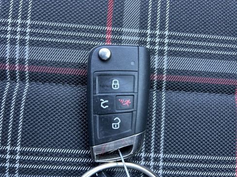 Used 2019 Volkswagen GTI Rabbit Edition image 35
