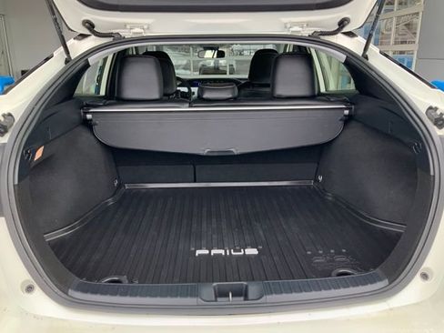 Used 2019 Toyota Prius LE image 13