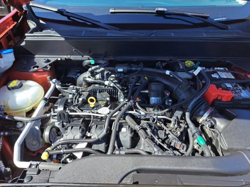 Used 2022 Ford Maverick Lariat w/ Equipment Group 500A Standard image 16