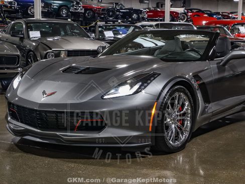 Used 2015 Chevrolet Corvette Z06 w/ 3LZ Preferred Equipment Group image 35