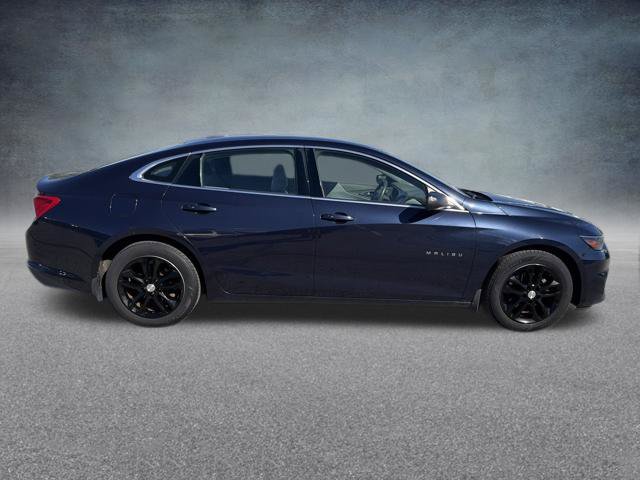 Used 2016 Chevrolet Malibu LT w/ Driver Confidence Package FWD image 6