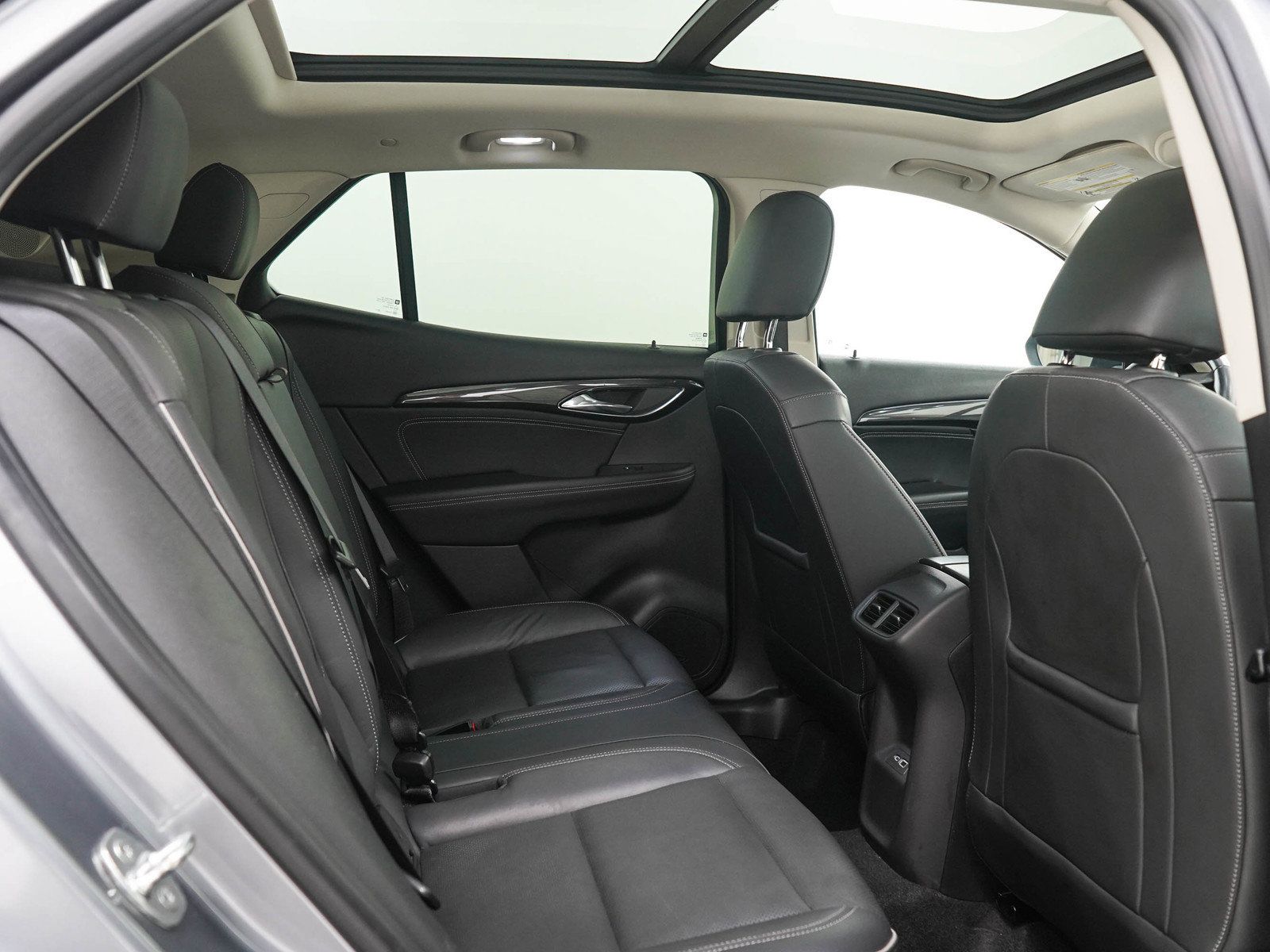 Used 2021 Buick Envision Essence w/ Technology Package I AWD/4WD image 14