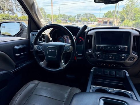 Used 2016 GMC Sierra 1500 Denali w/ Enhanced Driver Alert Package AWD/4WD image 19