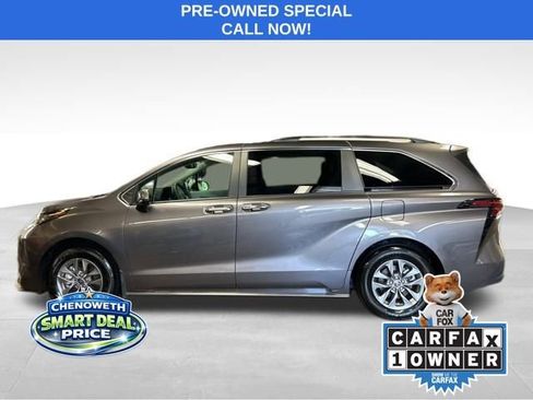 Used 2023 Toyota Sienna XLE image 2