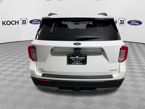 Used 2023 Ford Explorer XLT w/ Equipment Group 202A AWD/4WD image 7