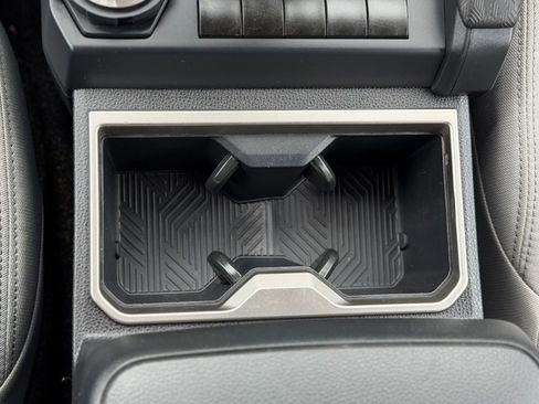 Certified 2024 Toyota Tacoma SR5 image 19