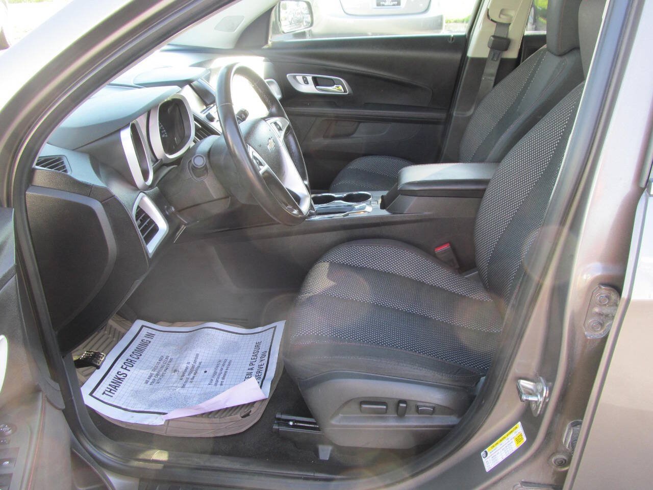 Used 2012 Chevrolet Equinox LT w/ Driver Convenience Package FWD image 9