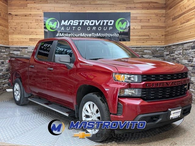 Used 2019 Chevrolet Silverado 1500 Custom w/ Custom Value Package AWD/4WD image 1