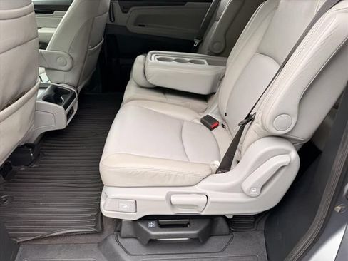 Used 2021 Honda Odyssey Touring image 12