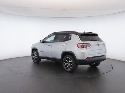 New 2026 Jeep Compass Limited image 20