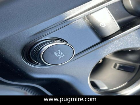 New 2026 Ford Explorer Active image 28