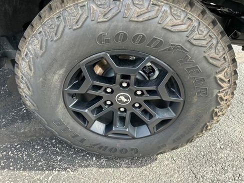 New 2026 Ford Bronco Badlands AWD/4WD image 32