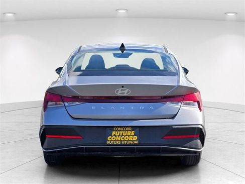 New 2026 Hyundai Elantra SE w/ Cargo Package image 4