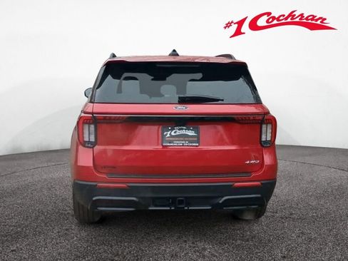 New 2026 Ford Explorer ST-Line w/ ST-Line Street Pack AWD/4WD image 4