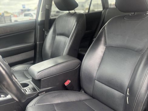 Used 2017 Subaru Outback 2.5i Limited image 11