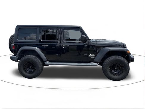 Used 2020 Jeep Wrangler Unlimited Sport S AWD/4WD image 2
