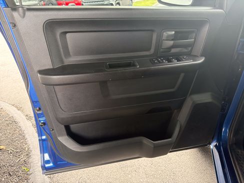 Used 2019 RAM 1500 Express AWD/4WD image 15