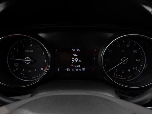 Used 2021 Buick Encore GX Essence w/ Experience Buick Package image 29