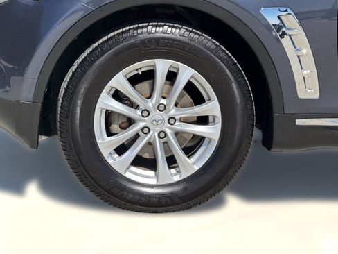 Used 2011 INFINITI FX35 AWD 4dr w/ Premium Pkg image 12