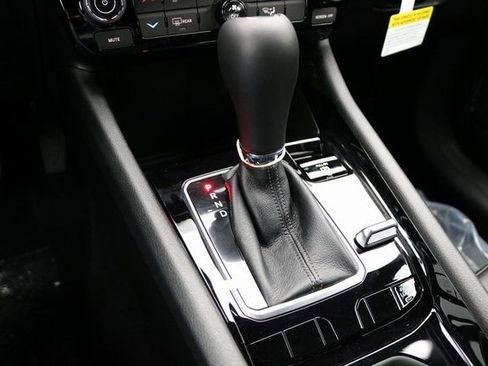 New 2026 Jeep Compass Latitude image 21