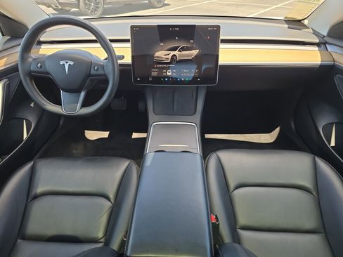 Used 2023 Tesla Model 3 Standard Range RWD image 9