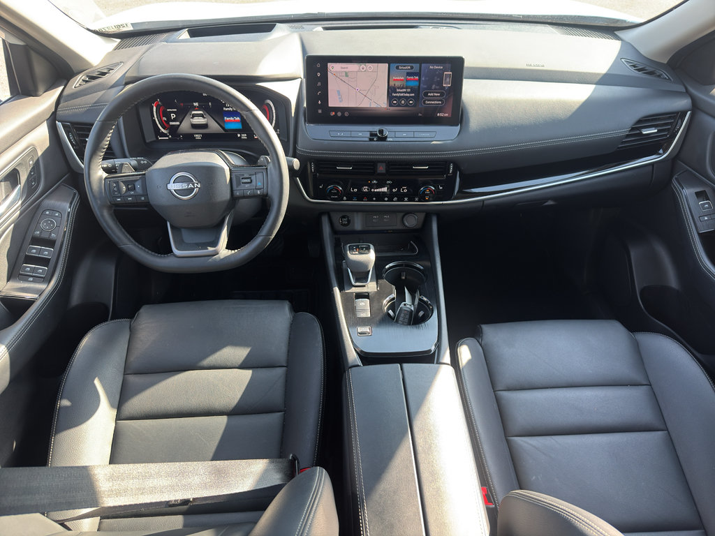 Used 2025 Nissan Rogue SL w/ SL Premium Package FWD image 10