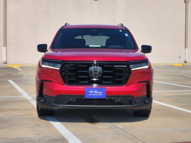 Used 2025 Honda Pilot Black Edition image 2