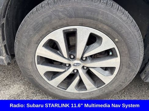 Used 2022 Subaru Outback Premium image 12