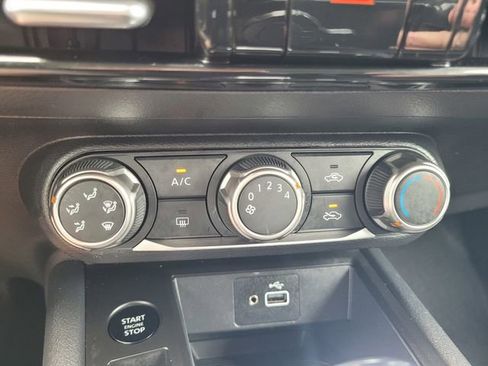 Certified 2025 Nissan Kicks S AWD/4WD image 24