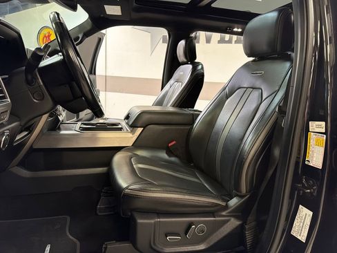 Used 2019 Ford F250 Platinum w/ Platinum Ultimate Package AWD/4WD image 26