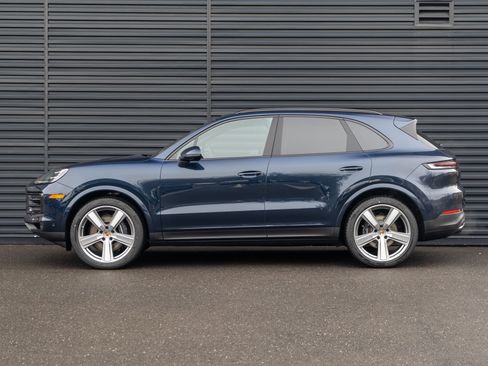 New 2026 Porsche Cayenne image 2