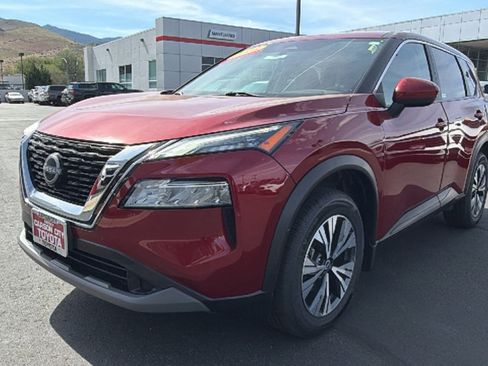 Used 2023 Nissan Rogue SV AWD/4WD image 7